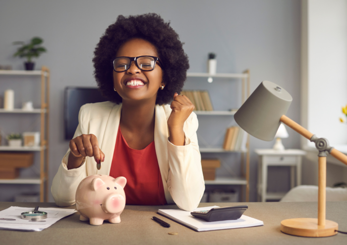 Constituer une épargne pour vos salariés, mais quel type ? Découvrez l’intéressement, dispositif lié aux performances de l’entreprise.
